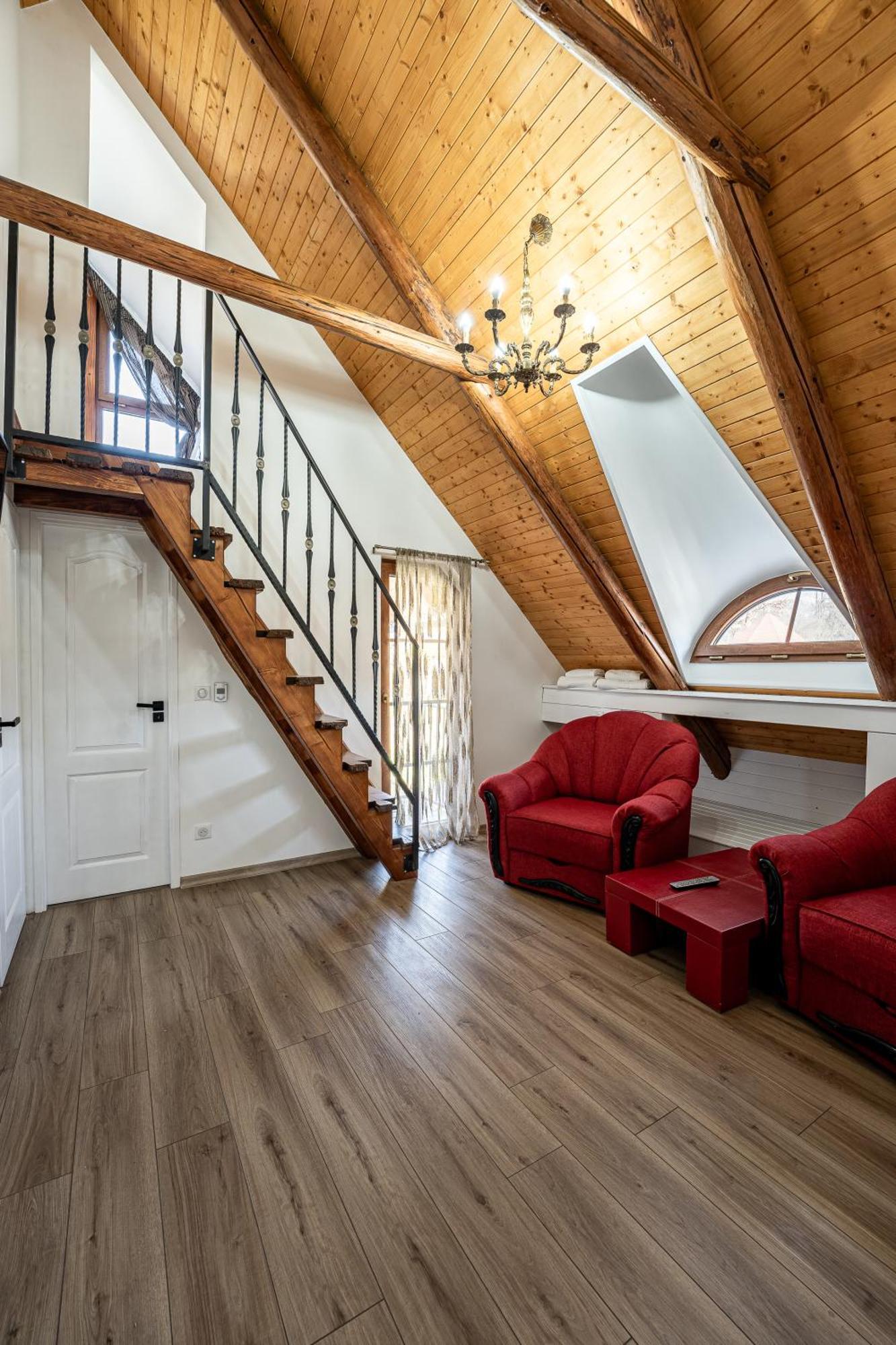 Отель Casa Cu Magnolii Пойениле-Изей Экстерьер фото